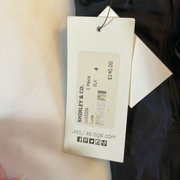 LISA VOGEL BLACK ONE PIECE NO UNDERWIRE BATHING SUIT. FRINGES ON BACK, … - Picture 5 of 7